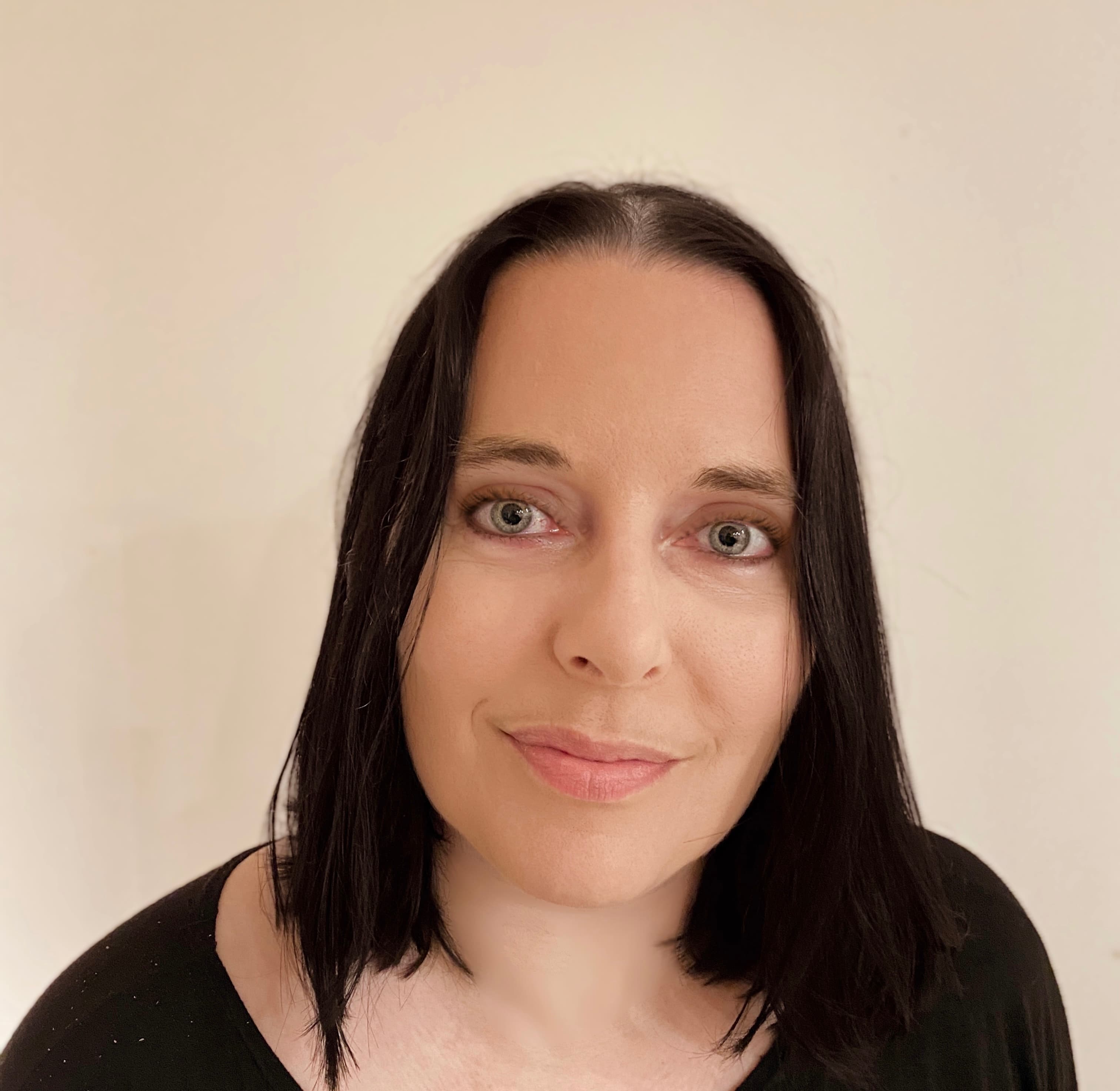 Photo de Nathalie, voyant spécialisé en Tarot, Numérologie, Voyance
