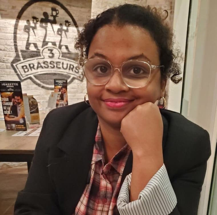 Photo de Vanessa , voyant spécialisé en Médiumnité, Voyance, Guidance